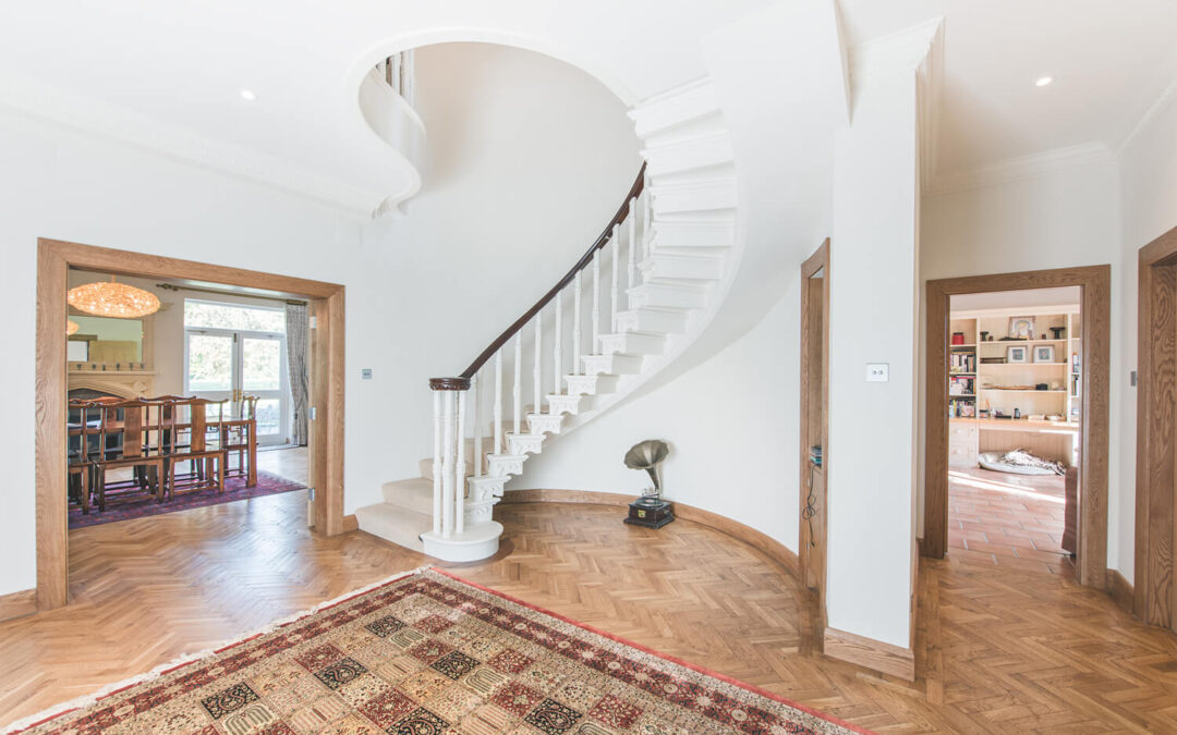 interior-design-spiral-white-staircase-in-berkshire-home
